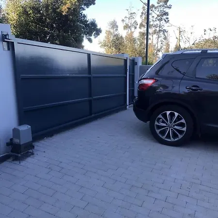 Casa Da Arvore Im Eukalyptuswald * Cova do Moirao