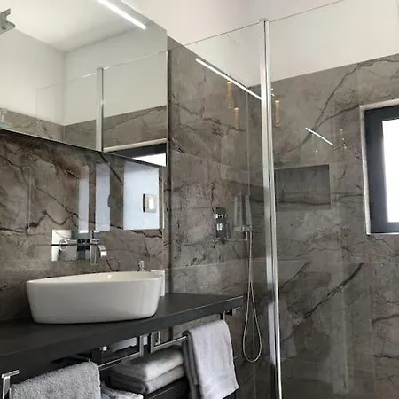 Casa Da Arvore Im Eukalyptuswald *