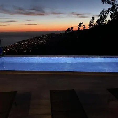 Casa Da Arvore Im Eukalyptuswald Cova do Moirao