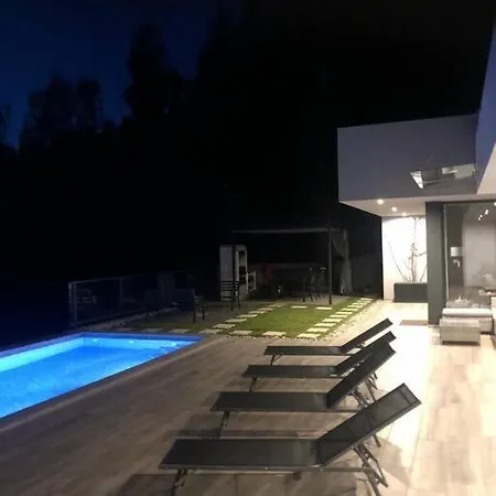 Βίλα Casa Da Arvore Im Eukalyptuswald