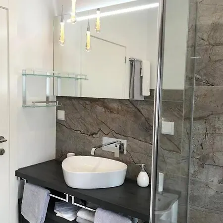 Casa Da Arvore Im Eukalyptuswald *