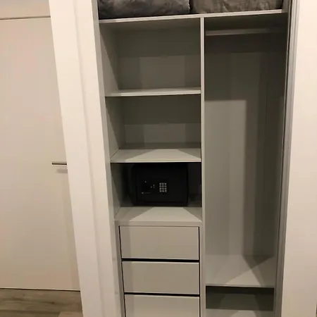 Casa Da Arvore Im Eukalyptuswald