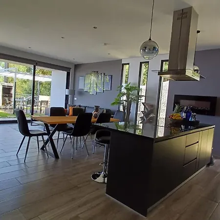 Βίλα Casa Da Arvore Im Eukalyptuswald *