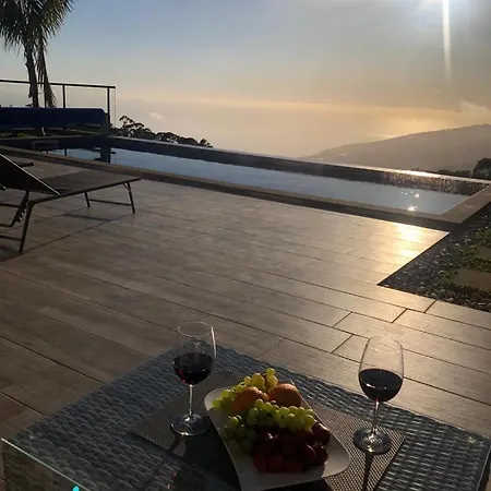 Casa Da Arvore Im Eukalyptuswald *