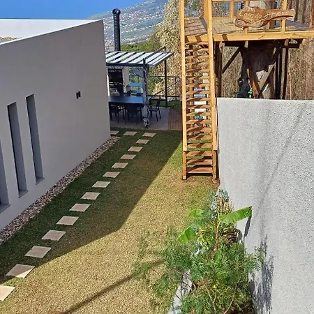 Βίλα Casa Da Arvore Im Eukalyptuswald Cova do Moirao