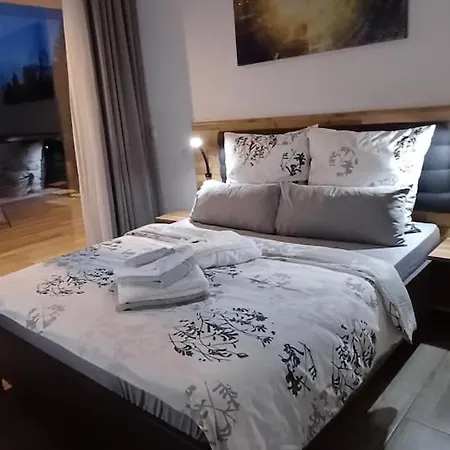 Casa Da Arvore Im Eukalyptuswald Βίλα Cova do Moirao