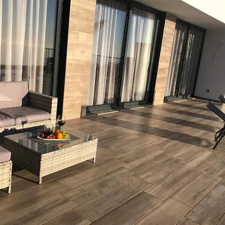 Casa Da Arvore Im Eukalyptuswald Villa Cova do Moirao