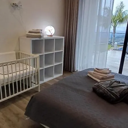 Casa Da Arvore Im Eukalyptuswald Βίλα Cova do Moirao