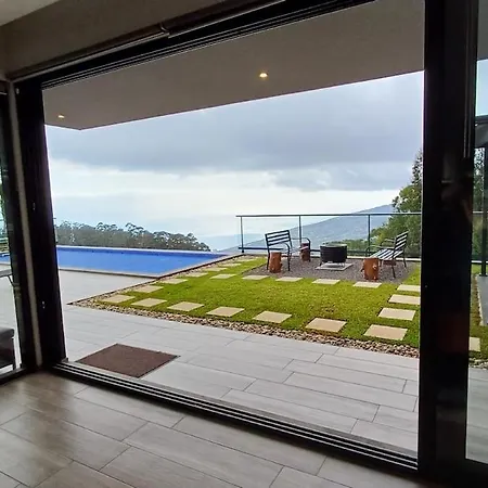 Casa Da Arvore Im Eukalyptuswald Willa Cova do Moirao